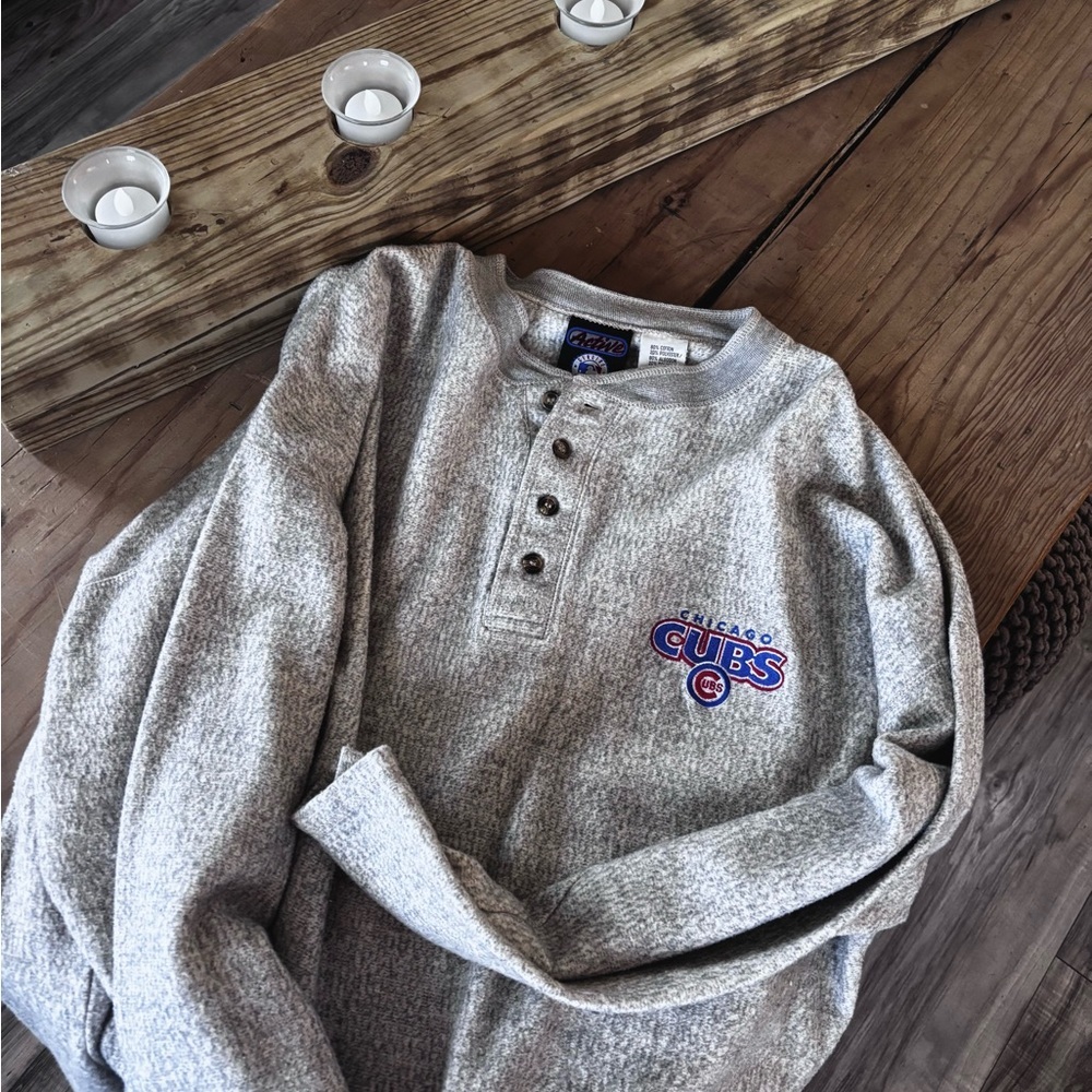 Chicago Cubs Gray Henley Sweatshirt